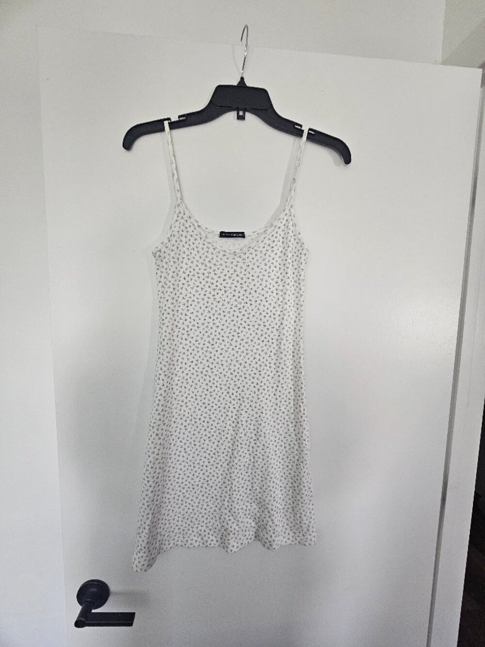 NWOT Brandy Melville Mirabelle Floral Dress
